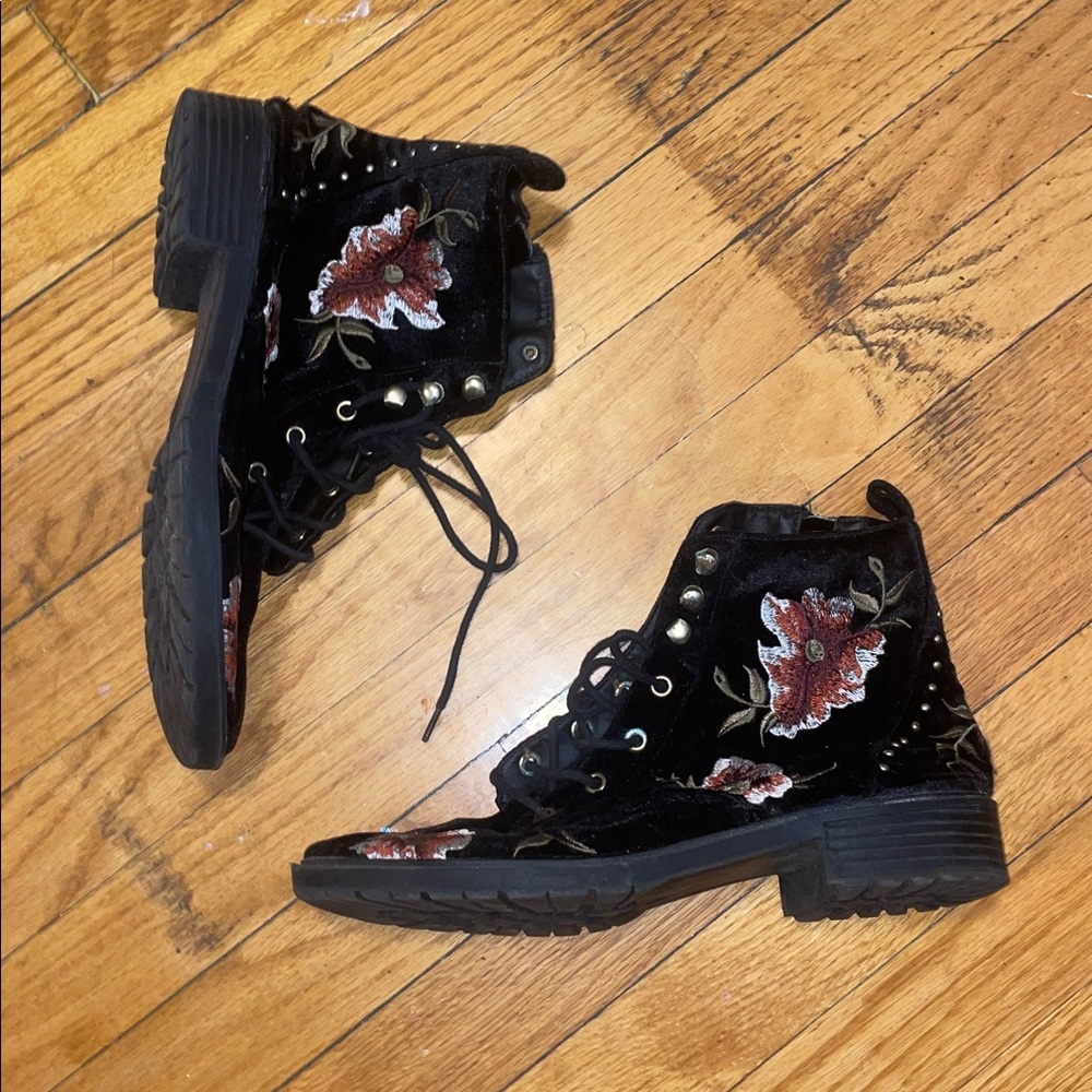 Floral Embroidered Combat Boots